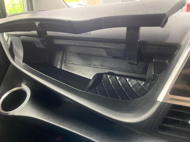 シエンタ ハイブリッド　Ｇ　セーフティーエディションＩＩ　純正ナビ　両側電動スライド　衝突軽減装置　ＥＴＣ　ドラレコ　Ｂｌｕｅｔｏｏｔｈ　ＬＥＤヘッド　クルーズコントロール　スマートキー　プッシュスタート　オートエアコン　バックカメラ　オートライト（48枚目）