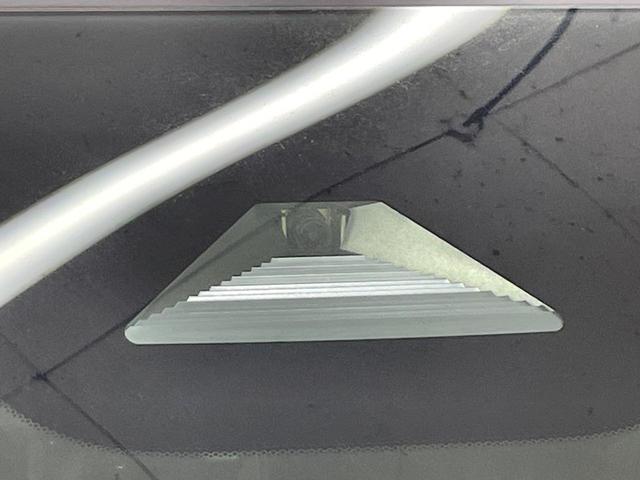 ステップワゴン ｅ：ＨＥＶスパーダ　プレミアムライン　純正１１．４型ナビ　全周囲カメラ　両側電動スライド　衝突軽減装置　レーダークルーズ　ＬＥＤヘッド　シートヒーター　ＥＴＣ　Ｂｌｕｅｔｏｏｔｈ　ドラレコ　電動パーキング　電動リアゲート（21枚目）