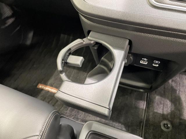 ステップワゴン ｅ：ＨＥＶスパーダ　プレミアムライン　純正１１．４型ナビ　全周囲カメラ　両側電動スライド　衝突軽減装置　レーダークルーズ　ＬＥＤヘッド　シートヒーター　ＥＴＣ　Ｂｌｕｅｔｏｏｔｈ　ドラレコ　電動パーキング　電動リアゲート（38枚目）