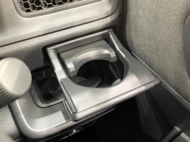 ステップワゴン ｅ：ＨＥＶスパーダ　プレミアムライン　純正１１．４型ナビ　全周囲カメラ　両側電動スライド　衝突軽減装置　レーダークルーズ　ＬＥＤヘッド　シートヒーター　ＥＴＣ　Ｂｌｕｅｔｏｏｔｈ　ドラレコ　電動パーキング　電動リアゲート（42枚目）