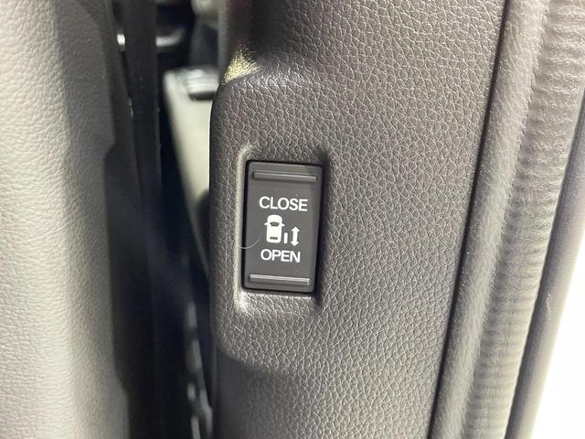 ステップワゴン ｅ：ＨＥＶスパーダ　プレミアムライン　純正１１．４型ナビ　全周囲カメラ　両側電動スライド　衝突軽減装置　レーダークルーズ　ＬＥＤヘッド　シートヒーター　ＥＴＣ　Ｂｌｕｅｔｏｏｔｈ　ドラレコ　電動パーキング　電動リアゲート（50枚目）