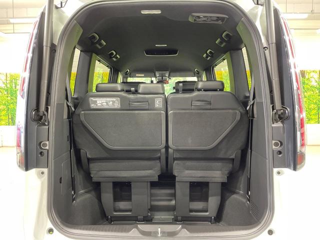 ステップワゴン ｅ：ＨＥＶスパーダ　プレミアムライン　純正１１．４型ナビ　全周囲カメラ　両側電動スライド　衝突軽減装置　レーダークルーズ　ＬＥＤヘッド　シートヒーター　ＥＴＣ　Ｂｌｕｅｔｏｏｔｈ　ドラレコ　電動パーキング　電動リアゲート（51枚目）