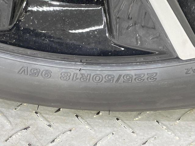 ヴェゼル ｅ：ＨＥＶ　Ｚ　登録済未使用車　純正９型ナビ　全周囲カメラ　衝突軽減装置　　電動リアゲート　ブラインドスポットモニター　コーナーセンサー　スマートキー　ＬＥＤヘッド　ＥＴＣ　純正１８インチアルミ　オートライト（25枚目）