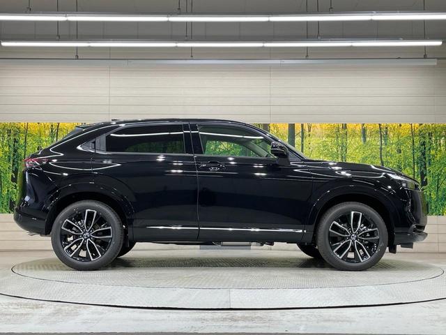 ヴェゼル ｅ：ＨＥＶ　Ｚ　登録済未使用車　純正９型ナビ　全周囲カメラ　衝突軽減装置　　電動リアゲート　ブラインドスポットモニター　コーナーセンサー　スマートキー　ＬＥＤヘッド　ＥＴＣ　純正１８インチアルミ　オートライト（58枚目）