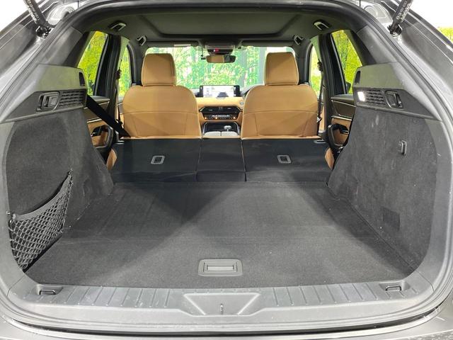 ＣＸ－６０ ＸＤ－ハイブリッド　プレミアムスポーツ　サンルーフ　純正１２．３型ナビ　全周囲カメラ　ＢＯＳＥサウンド　レーダークルーズ　ブラインドスポットモニタ　シートヒーター　ステアリングヒーター　パワーシート　電動リアゲート　本革シート　ＥＴＣ（10枚目）