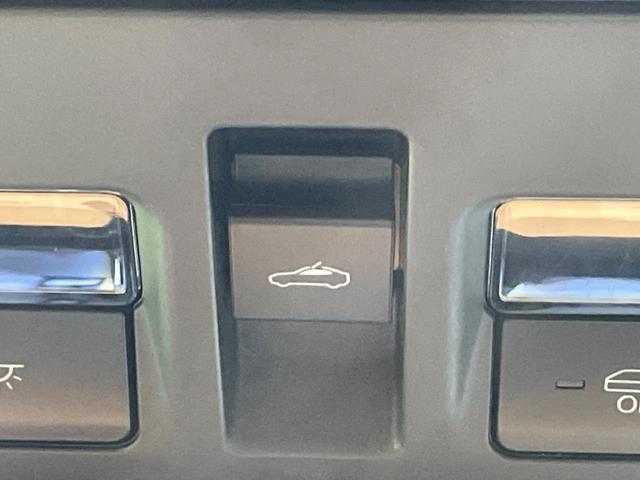 ＣＸ－６０ ＸＤ－ハイブリッド　プレミアムスポーツ　サンルーフ　純正１２．３型ナビ　全周囲カメラ　ＢＯＳＥサウンド　レーダークルーズ　ブラインドスポットモニタ　シートヒーター　ステアリングヒーター　パワーシート　電動リアゲート　本革シート　ＥＴＣ（24枚目）