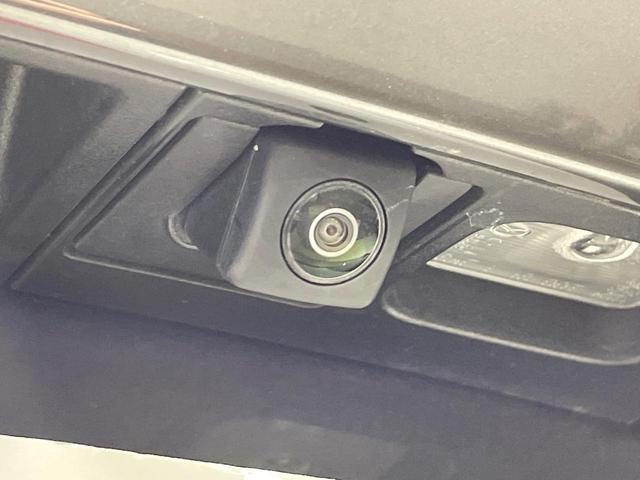 ＣＸ－６０ ＸＤ－ハイブリッド　プレミアムスポーツ　サンルーフ　純正１２．３型ナビ　全周囲カメラ　ＢＯＳＥサウンド　レーダークルーズ　ブラインドスポットモニタ　シートヒーター　ステアリングヒーター　パワーシート　電動リアゲート　本革シート　ＥＴＣ（42枚目）