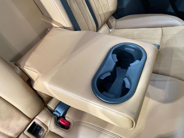 ＣＸ－６０ ＸＤ－ハイブリッド　プレミアムスポーツ　サンルーフ　純正１２．３型ナビ　全周囲カメラ　ＢＯＳＥサウンド　レーダークルーズ　ブラインドスポットモニタ　シートヒーター　ステアリングヒーター　パワーシート　電動リアゲート　本革シート　ＥＴＣ（53枚目）