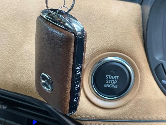 ＣＸ－６０ ＸＤ－ハイブリッド　プレミアムスポーツ　サンルーフ　純正１２．３型ナビ　全周囲カメラ　ＢＯＳＥサウンド　レーダークルーズ　ブラインドスポットモニタ　シートヒーター　ステアリングヒーター　パワーシート　電動リアゲート　本革シート　ＥＴＣ（78枚目）