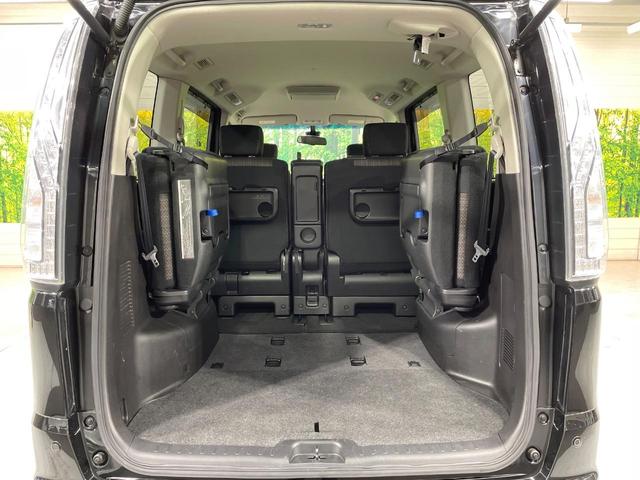 セレナ ハイウェイスター Vセレ+セーフティII SHV 純正8型ナビ 両側電動ドア 後席モニター 全周囲カメラ 禁煙車 コーナーセンサー スマートキー LEDヘッド ビルトインETC クルコン 純正16インチアルミ 車線逸脱警報 オートライト(11枚目)