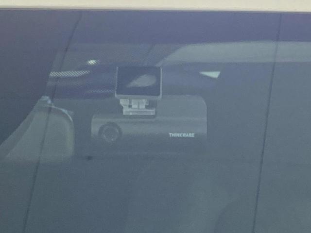 ヤリスクロス Ｘ　ＳＤナビ　衝突軽減装置　レーダークルーズ　ＥＴＣ　ドラレコ　Ｂｌｕｅｔｏｏｔｈ　バックカメラ　スマートキー　プッシュスタート　Ｂｌｕｅｔｏｏｔｈ　シートリフター　電動パーキング　オートホールド（5枚目）