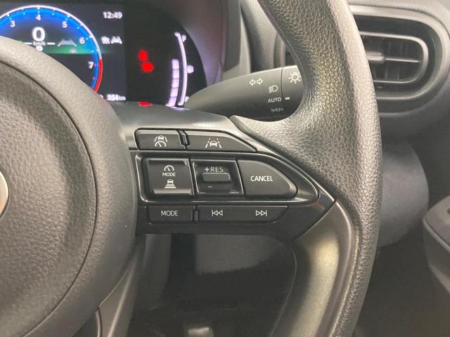 ヤリスクロス Ｘ　ＳＤナビ　衝突軽減装置　レーダークルーズ　ＥＴＣ　ドラレコ　Ｂｌｕｅｔｏｏｔｈ　バックカメラ　スマートキー　プッシュスタート　Ｂｌｕｅｔｏｏｔｈ　シートリフター　電動パーキング　オートホールド（7枚目）