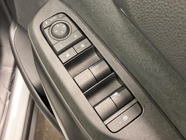 ヤリスクロス Ｘ　ＳＤナビ　衝突軽減装置　レーダークルーズ　ＥＴＣ　ドラレコ　Ｂｌｕｅｔｏｏｔｈ　バックカメラ　スマートキー　プッシュスタート　Ｂｌｕｅｔｏｏｔｈ　シートリフター　電動パーキング　オートホールド（36枚目）