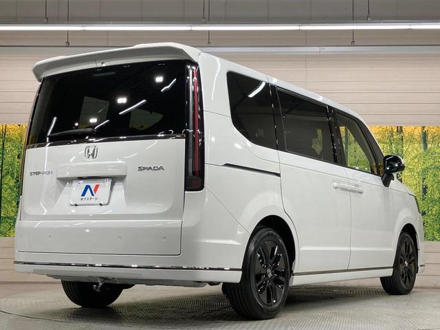 ステップワゴン スパーダ　純正１１．４型ナビ　両側電動スライドドア　ブラインドスポットモニター　衝突軽減装置　電動リアゲート　ＬＥＤヘッドライト　レーダークルーズ　Ｂｌｕｅｔｏｏｔｈ　フルセグＴＶ　電動パーキング（17枚目）