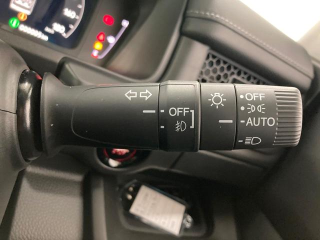 ステップワゴン スパーダ　純正１１．４型ナビ　両側電動スライドドア　ブラインドスポットモニター　衝突軽減装置　電動リアゲート　ＬＥＤヘッドライト　レーダークルーズ　Ｂｌｕｅｔｏｏｔｈ　フルセグＴＶ　電動パーキング（28枚目）