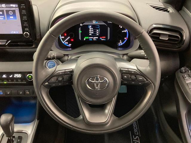 ヤリスクロス ハイブリッドZ 純正ディスプレイオーディオ バックカメラ 衝突被害軽減システム レーダークルーズ 禁煙車 パワーシート ドラレコ コーナーセンサー スマートキー LEDヘッド ビルトインETC 純正18インチアルミ(11枚目)