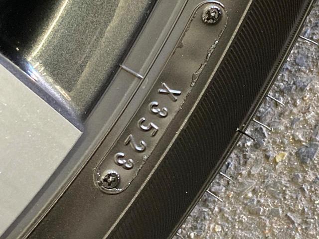 ヤリスクロス ハイブリッドＺ　純正ディスプレイオーディオ　バックカメラ　衝突被害軽減システム　レーダークルーズ　禁煙車　パワーシート　ドラレコ　コーナーセンサー　スマートキー　ＬＥＤヘッド　ビルトインＥＴＣ　純正１８インチアルミ（23枚目）