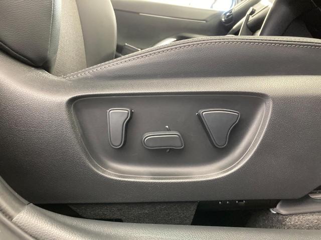 ヤリスクロス ハイブリッドＺ　純正ディスプレイオーディオ　バックカメラ　衝突被害軽減システム　レーダークルーズ　禁煙車　パワーシート　ドラレコ　コーナーセンサー　スマートキー　ＬＥＤヘッド　ビルトインＥＴＣ　純正１８インチアルミ（32枚目）