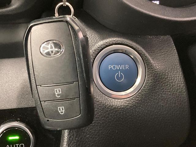 ヤリスクロス ハイブリッドＺ　純正ディスプレイオーディオ　バックカメラ　衝突被害軽減システム　レーダークルーズ　禁煙車　パワーシート　ドラレコ　コーナーセンサー　スマートキー　ＬＥＤヘッド　ビルトインＥＴＣ　純正１８インチアルミ（41枚目）