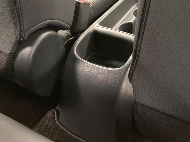 ヤリスクロス ハイブリッドＺ　純正ディスプレイオーディオ　バックカメラ　衝突被害軽減システム　レーダークルーズ　禁煙車　パワーシート　ドラレコ　コーナーセンサー　スマートキー　ＬＥＤヘッド　ビルトインＥＴＣ　純正１８インチアルミ（47枚目）