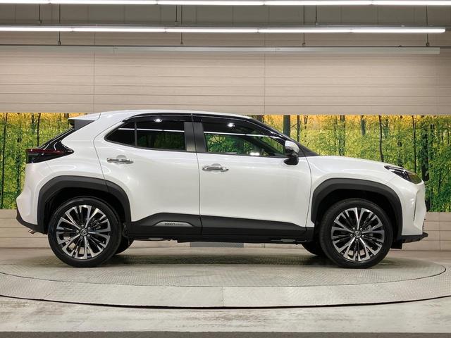 ヤリスクロス ハイブリッドＺ　純正ディスプレイオーディオ　バックカメラ　衝突被害軽減システム　レーダークルーズ　禁煙車　パワーシート　ドラレコ　コーナーセンサー　スマートキー　ＬＥＤヘッド　ビルトインＥＴＣ　純正１８インチアルミ（59枚目）