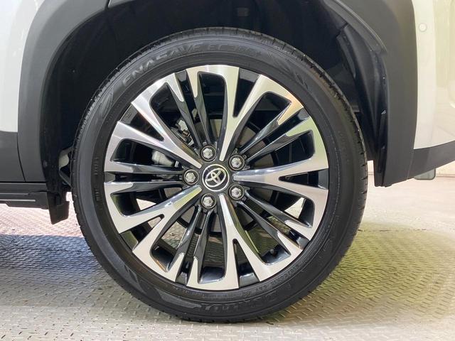 ヤリスクロス ハイブリッドＺ　純正ディスプレイオーディオ　バックカメラ　衝突被害軽減システム　レーダークルーズ　禁煙車　パワーシート　ドラレコ　コーナーセンサー　スマートキー　ＬＥＤヘッド　ビルトインＥＴＣ　純正１８インチアルミ（67枚目）