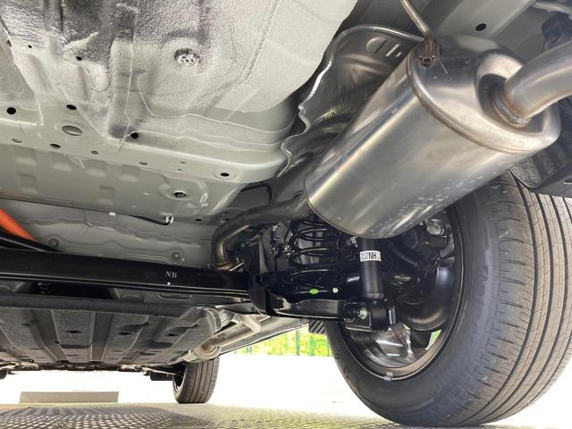 ヴェゼル ｅ：ＨＥＶ　Ｚ　登録済未使用車　純正９型ナビ　全周囲カメラ　衝突軽減装置　ＬＥＤヘッドライト　レーダークルーズ　電動リアゲート　ＥＴＣ　Ｂｌｕｅｔｏｏｔｈ　ブラインドスポットモニター　置くだけ充電　オートエアコン（20枚目）