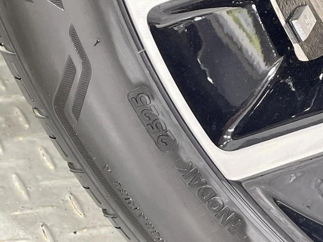 ヴェゼル ｅ：ＨＥＶ　Ｚ　登録済未使用車　純正９型ナビ　全周囲カメラ　衝突軽減装置　ＬＥＤヘッドライト　レーダークルーズ　電動リアゲート　ＥＴＣ　Ｂｌｕｅｔｏｏｔｈ　ブラインドスポットモニター　置くだけ充電　オートエアコン（25枚目）