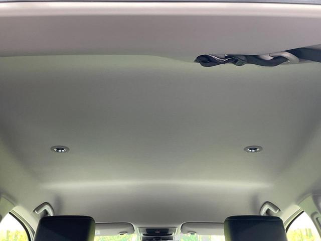 ヴェゼル ｅ：ＨＥＶ　Ｚ　登録済未使用車　純正９型ナビ　全周囲カメラ　衝突軽減装置　ＬＥＤヘッドライト　レーダークルーズ　電動リアゲート　ＥＴＣ　Ｂｌｕｅｔｏｏｔｈ　ブラインドスポットモニター　置くだけ充電　オートエアコン（50枚目）