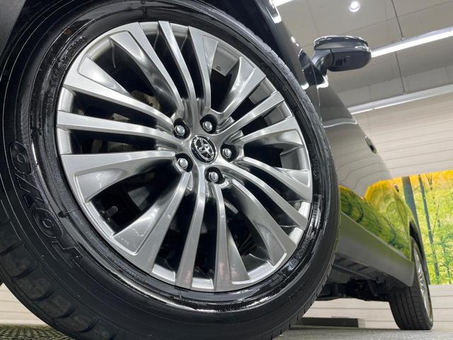 ハリアーハイブリッド Z 純正12.3型ナビ 全周囲カメラ 衝突軽減 レーダークルーズ JBL 電動リアゲート ハーフレザーシート パワーシート コーナーセンサー スマートキー LEDヘッド ETC 純正19インチアルミ(13枚目)