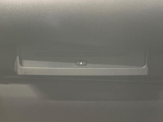 ノア ハイブリッドＳ－Ｚ　純正１０．５型ナビ　両側電動ドア　快適利便パッケージ　後席モニター　デジタルミラー　ヘッドアップディスプレイ　ブラインドスポットモニター　電動リアゲート　衝突軽減装置　Ｂｌｕｅｔｏｏｔｈ　ＥＴＣ（49枚目）