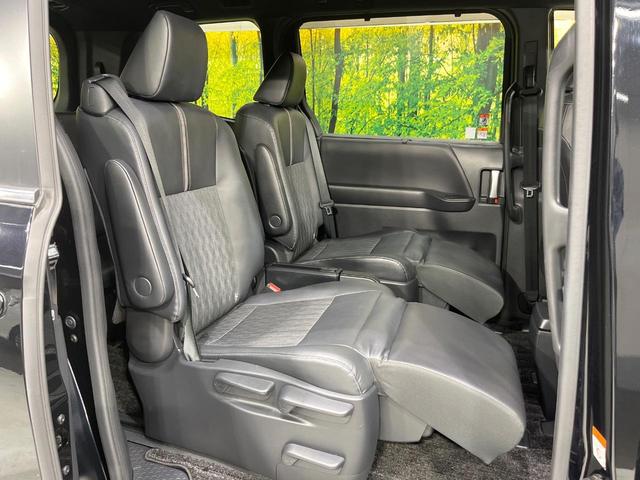 ノア ハイブリッドＳ－Ｚ　純正１０．５型ナビ　両側電動ドア　快適利便パッケージ　後席モニター　デジタルミラー　ヘッドアップディスプレイ　ブラインドスポットモニター　電動リアゲート　衝突軽減装置　Ｂｌｕｅｔｏｏｔｈ　ＥＴＣ（63枚目）