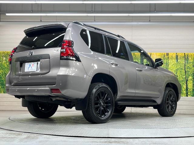 ランドクルーザープラド TX Lパッケージ マットブラックエディション ディーゼル サンルーフ メーカー9型ナビ 全周囲カメラ 衝突軽減 レーダークルーズ 禁煙車 レザーシート 前席シートエアコン ドラレコ コーナーセンサー スマートキー LEDヘッド(17枚目)