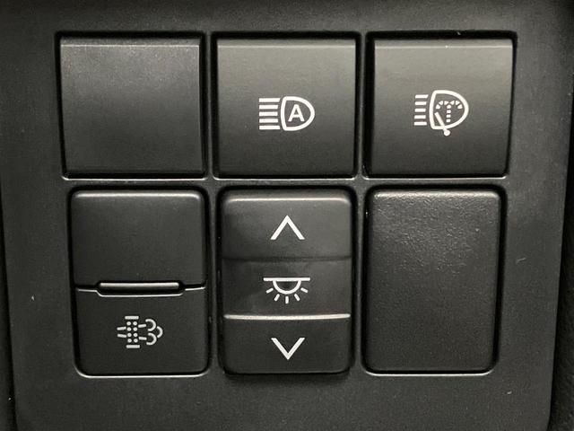 ランドクルーザープラド TX Lパッケージ マットブラックエディション ディーゼル サンルーフ メーカー9型ナビ 全周囲カメラ 衝突軽減 レーダークルーズ 禁煙車 レザーシート 前席シートエアコン ドラレコ コーナーセンサー スマートキー LEDヘッド(41枚目)