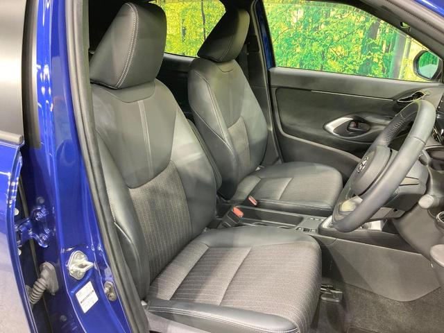 ヤリスクロス ハイブリッドZ 純正ディスプレイオーディオ 全周囲カメラ 衝突被害軽減システム レーダークルーズ 禁煙車 ハーフレザーシート パワーシート ドラレコ コーナーセンサー スマートキー LEDヘッド ビルトインETC(8枚目)