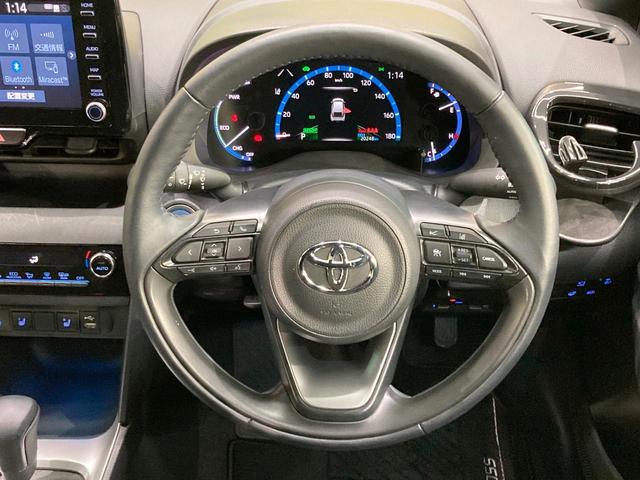 ヤリスクロス ハイブリッドZ 純正ディスプレイオーディオ 全周囲カメラ 衝突被害軽減システム レーダークルーズ 禁煙車 ハーフレザーシート パワーシート ドラレコ コーナーセンサー スマートキー LEDヘッド ビルトインETC(11枚目)