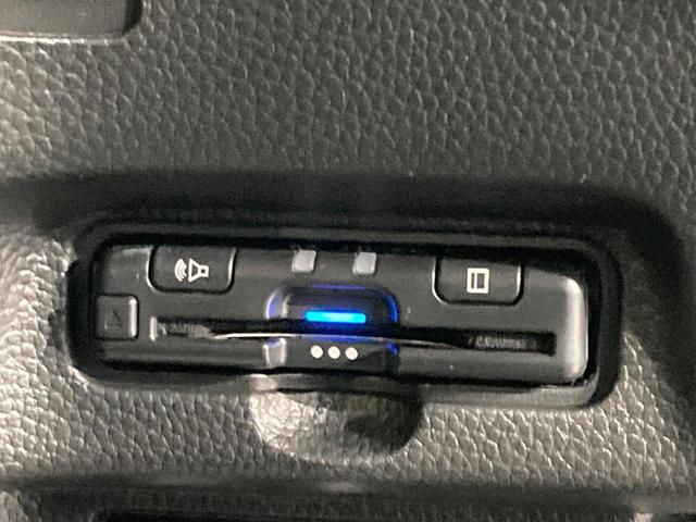 N-BOXカスタム EXターボ 純正ナビ バックカメラ 両側電動ドア 衝突被害軽減システム レーダークルーズ 禁煙車 ドラレコ コーナーセンサー スマートキー LEDヘッド ビルトインETC 純正15インチアルミ(7枚目)