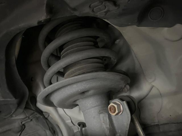 シエンタ G クエロ 8型ナビ 両側電動ドア バックカメラ 衝突軽減 ハーフレザーシート コーナーセンサー スマートキー LEDヘッド ETC オートハイビーム 車線逸脱警報 オートライト オートエアコン(20枚目)