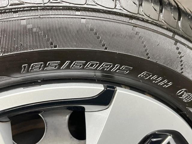 シエンタ G クエロ 8型ナビ 両側電動ドア バックカメラ 衝突軽減 ハーフレザーシート コーナーセンサー スマートキー LEDヘッド ETC オートハイビーム 車線逸脱警報 オートライト オートエアコン(51枚目)