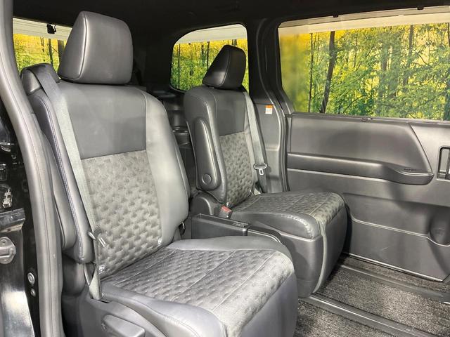 ヴォクシー ハイブリッドS-Z 純正10.5型ナビ 後席モニター 全周囲カメラ デジタルミラー BSM HUD 快適利便PKG レーダークルーズ LEDヘッド 衝突軽減装置 シートヒーター ステアリングヒーター ETC(9枚目)