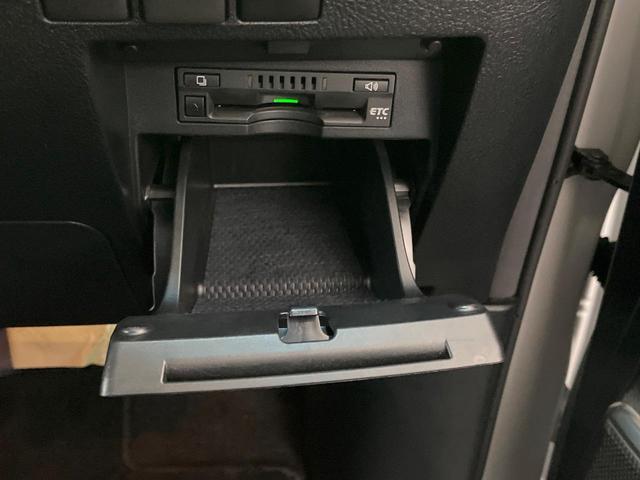 アルファード 2.5S Cパッケージ サンルーフ 純正9型DA 後席モニター デジタルミラー ブラインドスポットモニター 両側電動スライド レーダークルーズ 電動リアゲート 3眼LEDヘッド ドラレコ ETC シートヒーター 衝突軽減装置(65枚目)