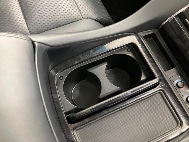 アルファード 2.5S Cパッケージ サンルーフ 純正9型DA 後席モニター デジタルミラー ブラインドスポットモニター 両側電動スライド レーダークルーズ 電動リアゲート 3眼LEDヘッド ドラレコ ETC シートヒーター 衝突軽減装置(71枚目)