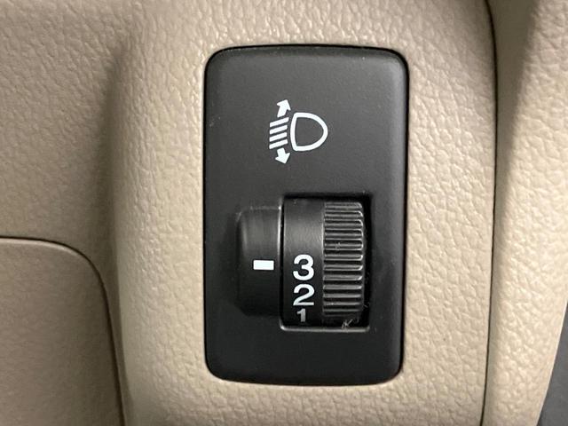 N-BOX G・Lパッケージ 純正ナビ 後席モニター 電動スライドドア バックカメラ スマートキー プッシュスタート オートエアコン 横滑り防止装置 ヘッドライトレベライザー プライバシーガラス ドアバイザー(48枚目)