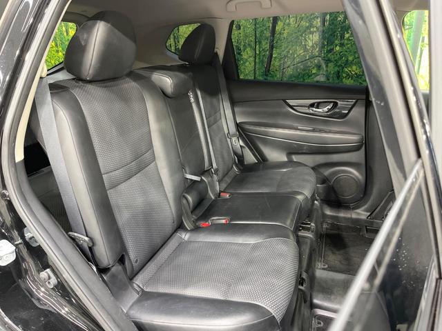 エクストレイル ２０Ｘ　純正ナビ　全周囲カメラ　衝突被害軽減システム　レーダークルーズ　禁煙車　電動リアゲート　コーナーセンサー　スマートキー　ＬＥＤヘッド　ビルトインＥＴＣ　純正１８インチアルミ　電動格納ミラー（9枚目）