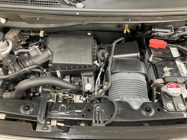 Ｎ－ＢＯＸカスタム Ｌターボ　タ―ボ　純正ナビ　両側電動スライド　衝突軽減装置　レーダークルーズ　ＥＴＣ　ドラレコ　シートヒーター　合皮シート　パドルシフト　オートエアコン　バックカメラ　Ｂｌｕｅｔｏｏｔｈ　サンシェード（18枚目）