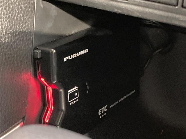 ヤリスクロス G 純正8型DA 全周囲カメラ 衝突軽減装置 LEDヘッド ETC Bluetooth オートエアコン スマートキー レーダークルーズ 電動パーキング オートホールド 16インチアルミホイール(5枚目)