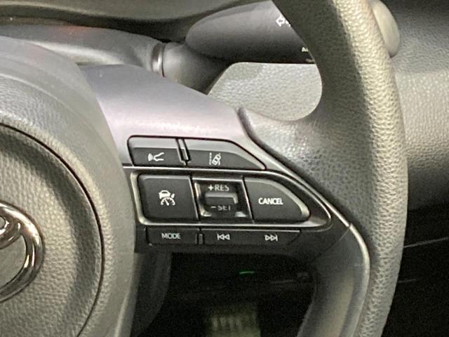 ヤリス ハイブリッドX 純正8型DA バックカメラ 衝突被害軽減システム レーダークルーズ 禁煙車 ドラレコ コーナーセンサー スマートキー LEDヘッド ビルトインETC オートハイビーム 車線逸脱警報 オートライト(5枚目)