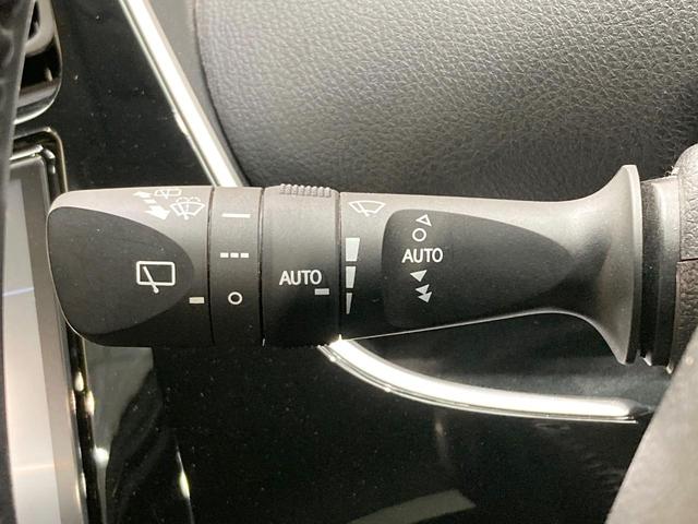 プリウス Sセーフティプラス 純正9型ナビ 衝突軽減装置 ETC ドラレコ レーダークルーズ LEDヘッド バックカメラ Bluetooth オートエアコン スマートキー プッシュスタート シートリフター 電動格納ドアミラー(27枚目)