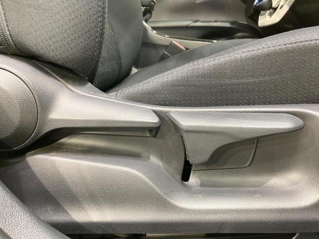 プリウス Sセーフティプラス 純正9型ナビ 衝突軽減装置 ETC ドラレコ レーダークルーズ LEDヘッド バックカメラ Bluetooth オートエアコン スマートキー プッシュスタート シートリフター 電動格納ドアミラー(33枚目)