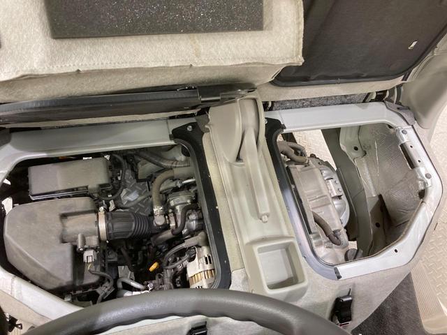 NV100クリッパーバン DX CDオーディオ ドライブレコーダー 禁煙車 オートライト キーレスエントリー ヘッドライトレベライザー 横滑り防止装置 盗難防止システム(22枚目)